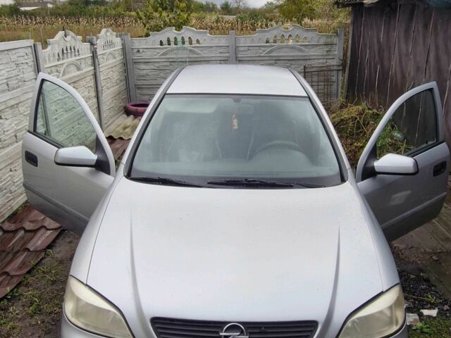 Сірий Опель Астра, об'ємом двигуна 1.7 л та пробігом 327 тис. км за 2500 $, фото 1 на Automoto.ua