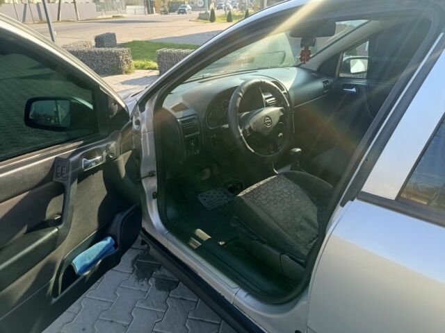 Сірий Опель Астра, об'ємом двигуна 1.6 л та пробігом 308 тис. км за 2650 $, фото 3 на Automoto.ua