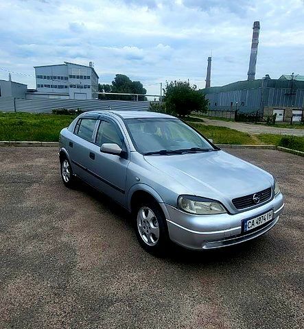 Серый Опель Астра, объемом двигателя 1.8 л и пробегом 0 тыс. км за 2500 $, фото 9 на Automoto.ua