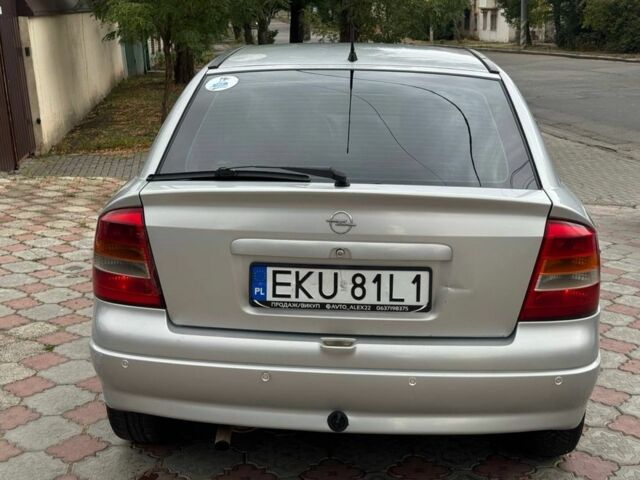 Серый Опель Астра, объемом двигателя 1.8 л и пробегом 300 тыс. км за 1199 $, фото 6 на Automoto.ua