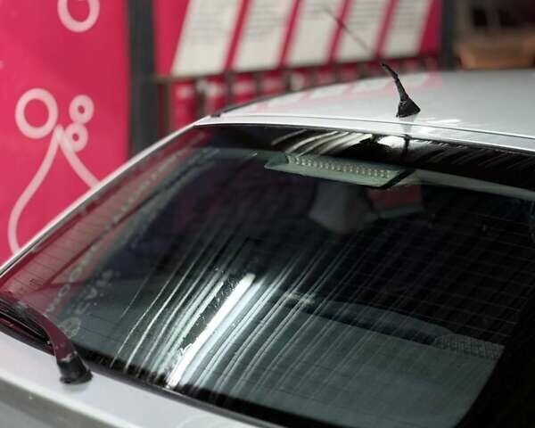 Серый Опель Астра, объемом двигателя 1.6 л и пробегом 453 тыс. км за 2000 $, фото 9 на Automoto.ua