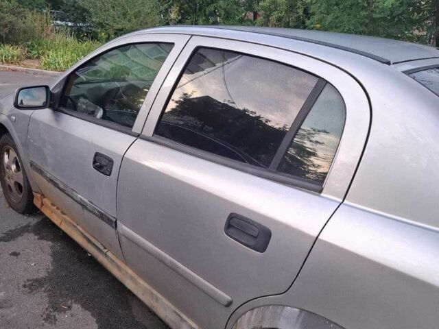 Серый Опель Астра, объемом двигателя 1.6 л и пробегом 2 тыс. км за 1500 $, фото 7 на Automoto.ua