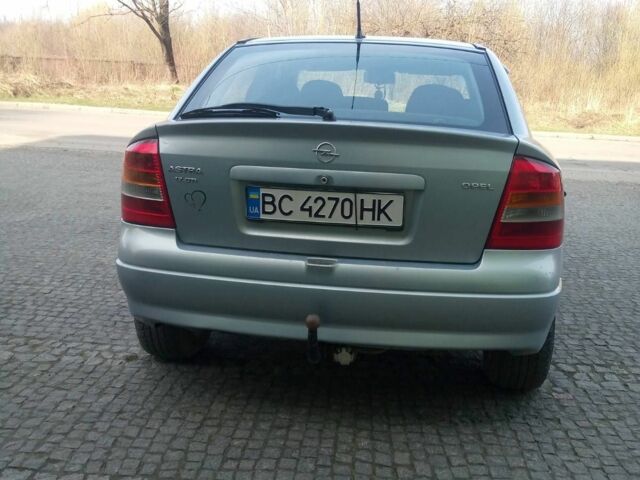 Серый Опель Астра, объемом двигателя 1.7 л и пробегом 300 тыс. км за 2700 $, фото 6 на Automoto.ua