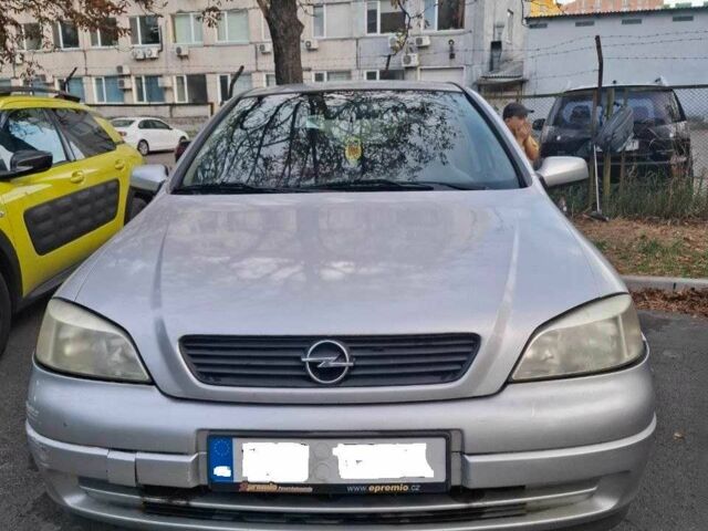 Серый Опель Астра, объемом двигателя 1.6 л и пробегом 2 тыс. км за 1500 $, фото 11 на Automoto.ua