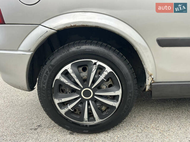 Серый Опель Астра, объемом двигателя 2 л и пробегом 362 тыс. км за 2100 $, фото 12 на Automoto.ua