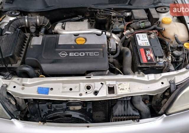 Сірий Опель Астра, об'ємом двигуна 2 л та пробігом 300 тис. км за 3300 $, фото 11 на Automoto.ua