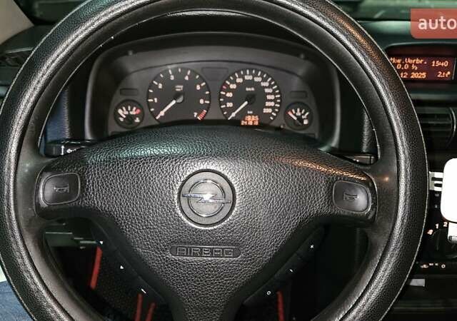 Серый Опель Астра, объемом двигателя 2 л и пробегом 341 тыс. км за 4000 $, фото 12 на Automoto.ua