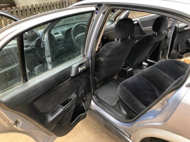 Серый Опель Астра, объемом двигателя 0 л и пробегом 400 тыс. км за 900 $, фото 4 на Automoto.ua