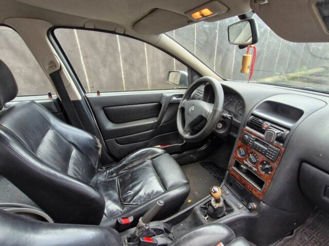 Сірий Опель Астра, об'ємом двигуна 1.7 л та пробігом 327 тис. км за 2500 $, фото 7 на Automoto.ua