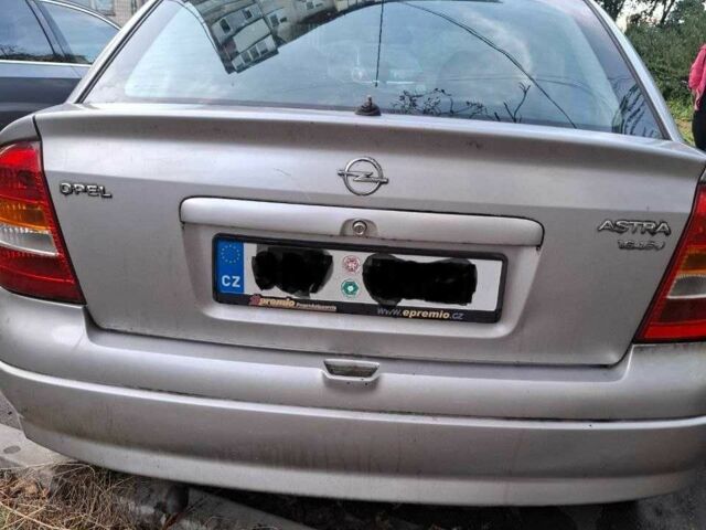 Серый Опель Астра, объемом двигателя 1.6 л и пробегом 2 тыс. км за 1500 $, фото 5 на Automoto.ua