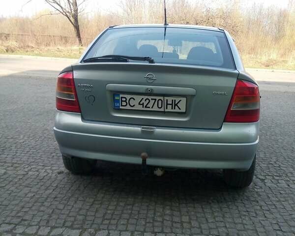Серый Опель Астра, объемом двигателя 1.69 л и пробегом 300 тыс. км за 2900 $, фото 3 на Automoto.ua