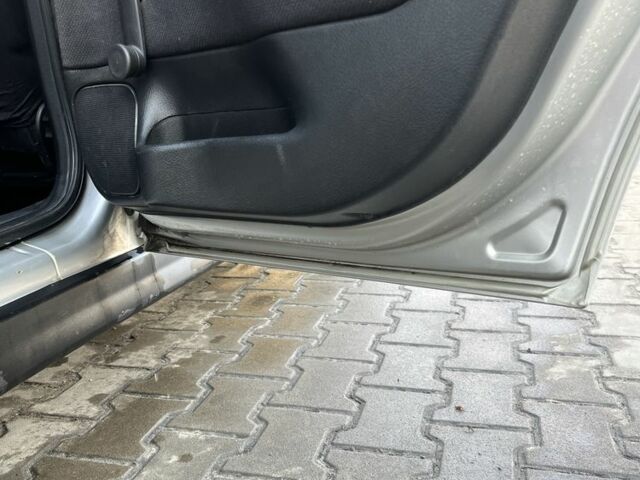 Сірий Опель Астра, об'ємом двигуна 1.8 л та пробігом 318 тис. км за 2700 $, фото 8 на Automoto.ua