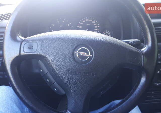 Опель Астра 2001 в Ужгороде на Automoto.ua Серый Опель Астра, объемом двигателя 1.8 л и пробегом 183 тыс. км за 2600 $, фото 17 на Automoto.ua