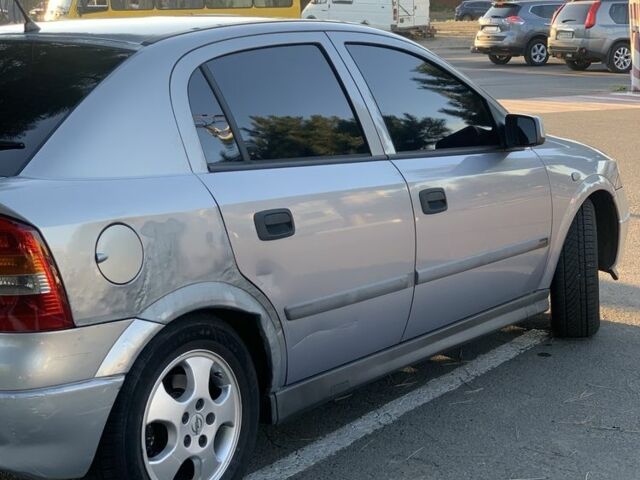 Сірий Опель Астра, об'ємом двигуна 2 л та пробігом 300 тис. км за 2500 $, фото 3 на Automoto.ua