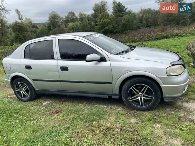 Серый Опель Астра, объемом двигателя 2 л и пробегом 420 тыс. км за 2000 $, фото 2 на Automoto.ua