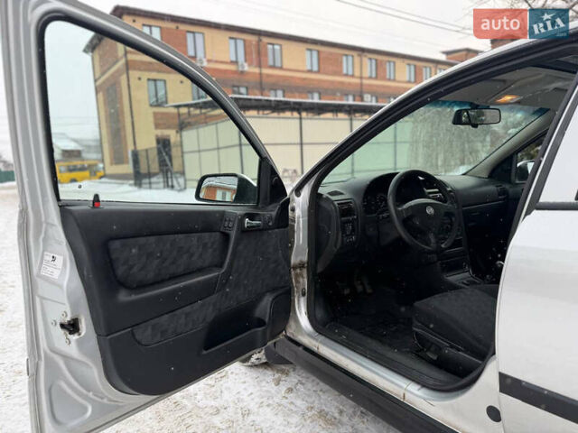 Сірий Опель Астра, об'ємом двигуна 1.7 л та пробігом 189 тис. км за 3500 $, фото 27 на Automoto.ua