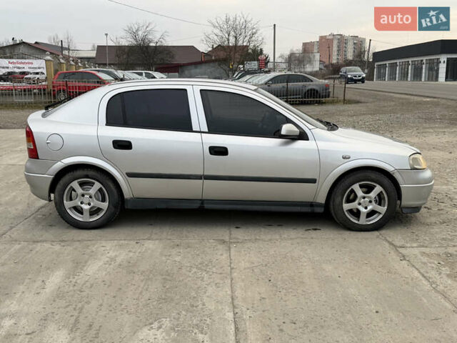 Сірий Опель Астра, об'ємом двигуна 1.6 л та пробігом 256 тис. км за 2200 $, фото 7 на Automoto.ua