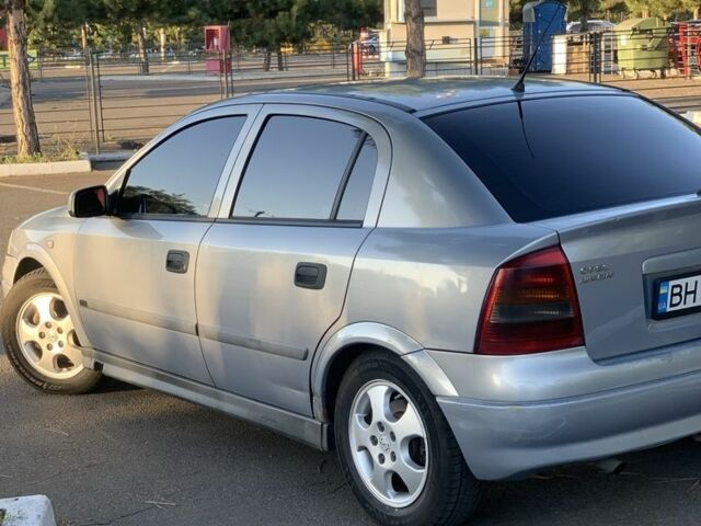 Сірий Опель Астра, об'ємом двигуна 2 л та пробігом 300 тис. км за 2500 $, фото 4 на Automoto.ua