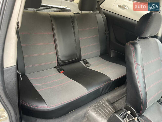 Серый Опель Астра, объемом двигателя 1.6 л и пробегом 257 тыс. км за 3500 $, фото 10 на Automoto.ua