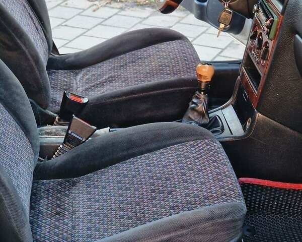 Серый Опель Астра, объемом двигателя 2 л и пробегом 398 тыс. км за 2250 $, фото 3 на Automoto.ua