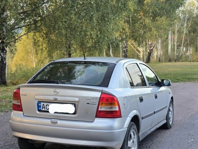 Сірий Опель Астра, об'ємом двигуна 1.6 л та пробігом 250 тис. км за 2750 $, фото 3 на Automoto.ua
