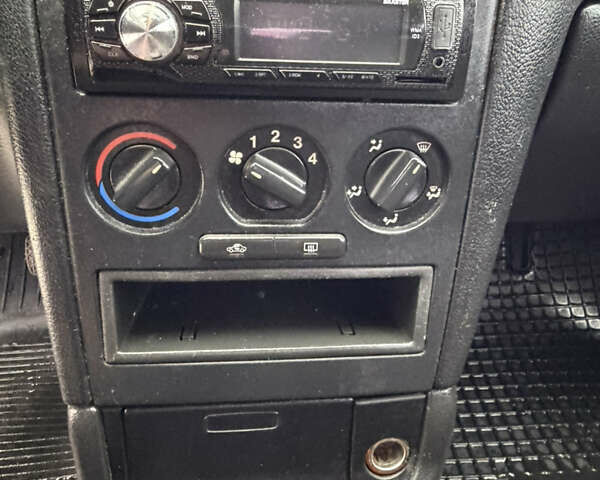 Сірий Опель Астра, об'ємом двигуна 1.6 л та пробігом 256 тис. км за 2200 $, фото 16 на Automoto.ua