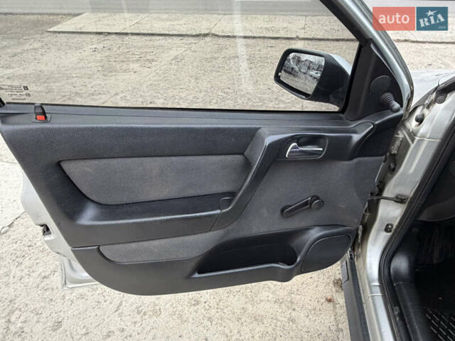 Сірий Опель Астра, об'ємом двигуна 1.6 л та пробігом 256 тис. км за 2200 $, фото 13 на Automoto.ua