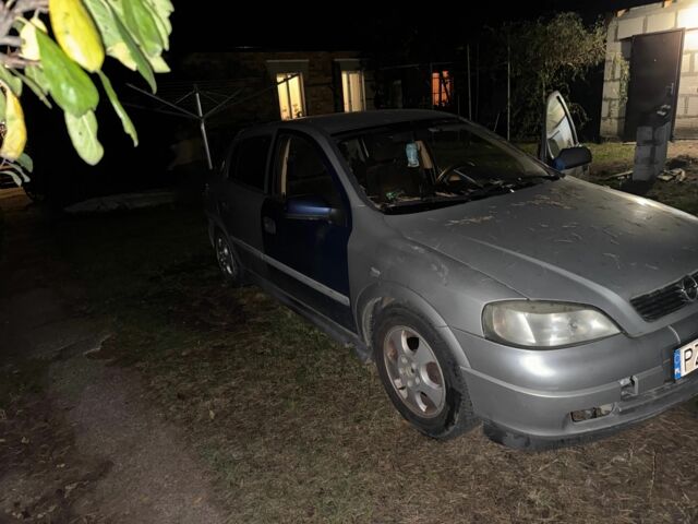 Сірий Опель Астра, об'ємом двигуна 2 л та пробігом 288 тис. км за 900 $, фото 5 на Automoto.ua