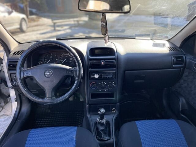 Сірий Опель Астра, об'ємом двигуна 1.7 л та пробігом 280 тис. км за 1499 $, фото 17 на Automoto.ua