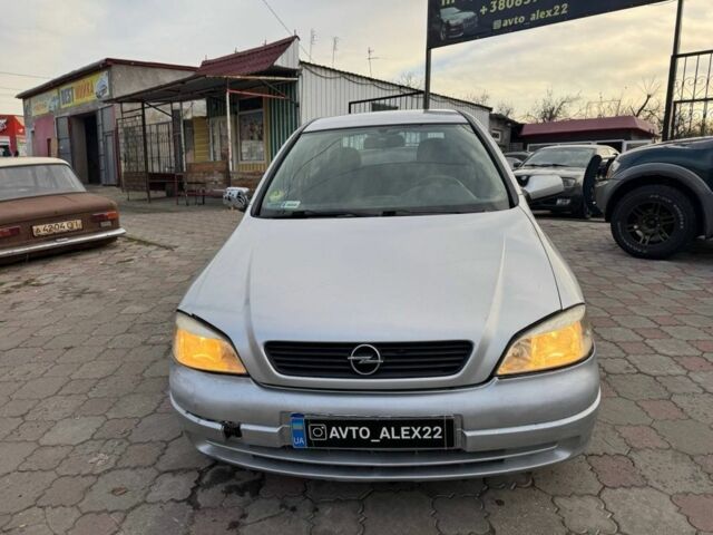 Серый Опель Астра, объемом двигателя 1.7 л и пробегом 300 тыс. км за 899 $, фото 1 на Automoto.ua