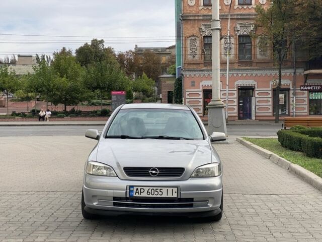 Серый Опель Астра, объемом двигателя 1.2 л и пробегом 300 тыс. км за 3150 $, фото 2 на Automoto.ua