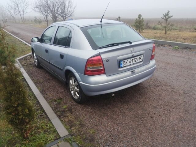 Сірий Опель Астра, об'ємом двигуна 2 л та пробігом 407 тис. км за 3100 $, фото 3 на Automoto.ua