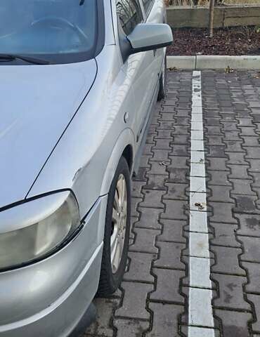 Серый Опель Астра, объемом двигателя 2.2 л и пробегом 267 тыс. км за 2900 $, фото 1 на Automoto.ua