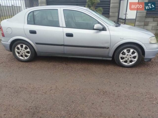 Сірий Опель Астра, об'ємом двигуна 2 л та пробігом 407 тис. км за 3100 $, фото 2 на Automoto.ua