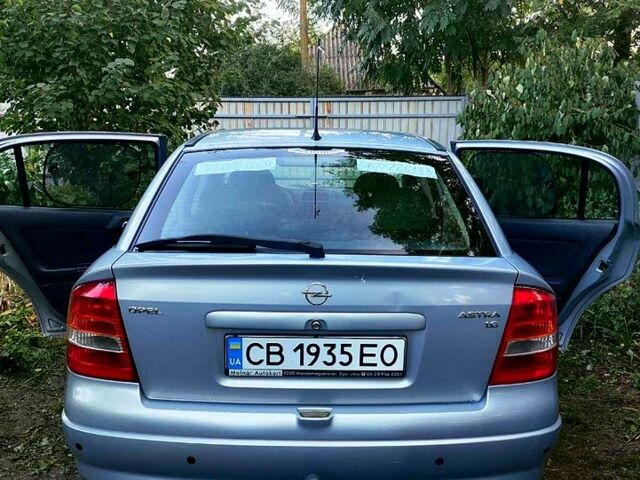 Серый Опель Астра, объемом двигателя 1.6 л и пробегом 180 тыс. км за 4730 $, фото 4 на Automoto.ua