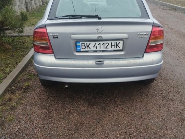 Сірий Опель Астра, об'ємом двигуна 2 л та пробігом 407 тис. км за 3100 $, фото 13 на Automoto.ua