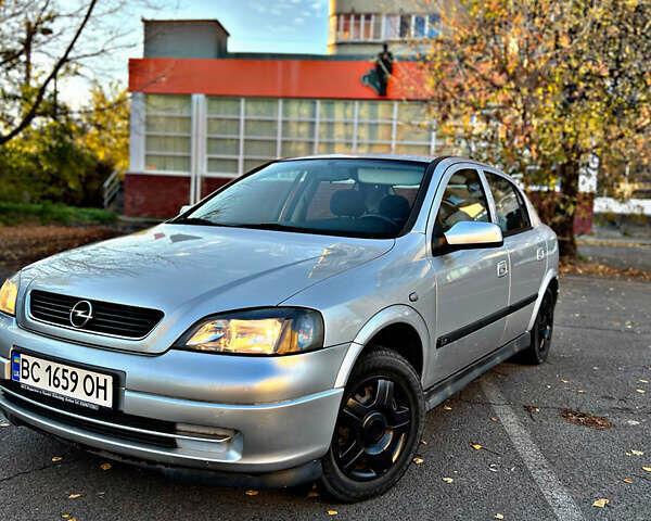 Серый Опель Астра, объемом двигателя 1.6 л и пробегом 110 тыс. км за 2800 $, фото 1 на Automoto.ua