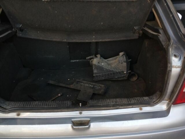 Серый Опель Астра, объемом двигателя 2 л и пробегом 245 тыс. км за 1200 $, фото 5 на Automoto.ua