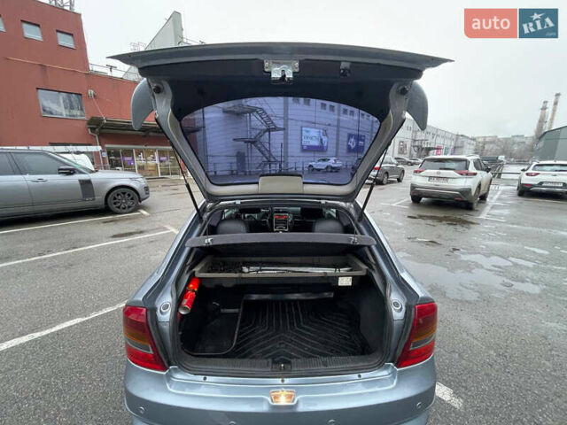 Серый Опель Астра, объемом двигателя 2 л и пробегом 185 тыс. км за 6800 $, фото 14 на Automoto.ua