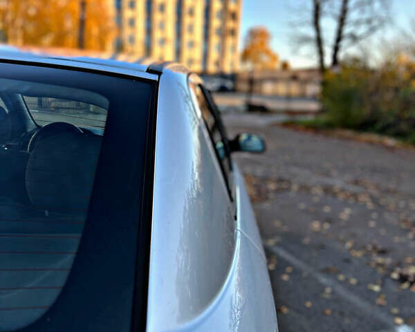 Серый Опель Астра, объемом двигателя 1.6 л и пробегом 110 тыс. км за 2800 $, фото 11 на Automoto.ua