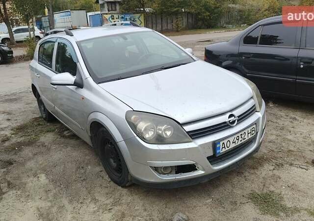 Сірий Опель Астра, об'ємом двигуна 1.36 л та пробігом 427 тис. км за 2650 $, фото 4 на Automoto.ua