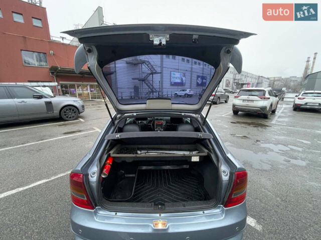Сірий Опель Астра, об'ємом двигуна 2 л та пробігом 185 тис. км за 6250 $, фото 14 на Automoto.ua