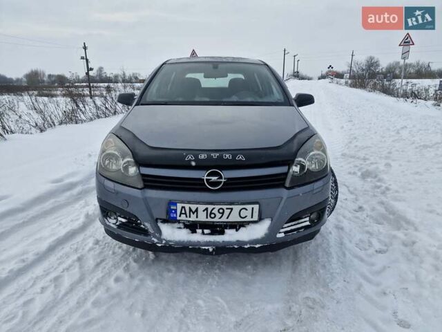 Серый Опель Астра, объемом двигателя 1.6 л и пробегом 250 тыс. км за 3600 $, фото 4 на Automoto.ua
