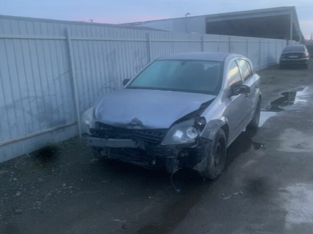 Серый Опель Астра, объемом двигателя 1.6 л и пробегом 400 тыс. км за 2700 $, фото 4 на Automoto.ua