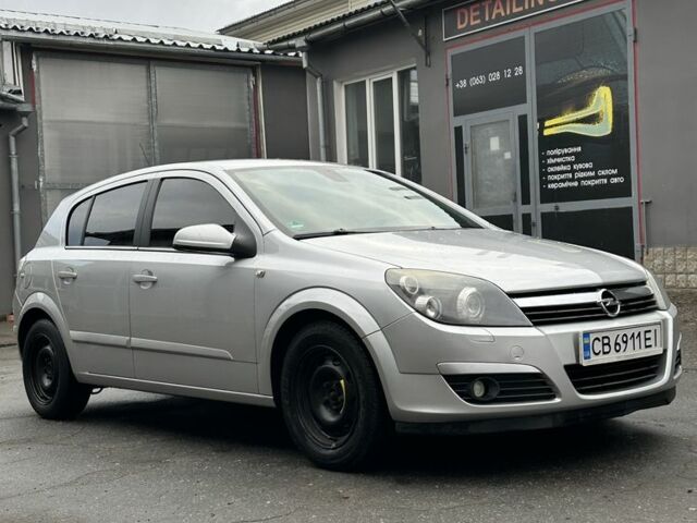 Серый Опель Астра, объемом двигателя 1.6 л и пробегом 280 тыс. км за 4100 $, фото 2 на Automoto.ua