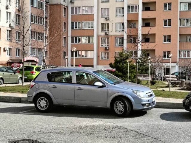 Сірий Опель Астра, об'ємом двигуна 2 л та пробігом 340 тис. км за 4600 $, фото 1 на Automoto.ua