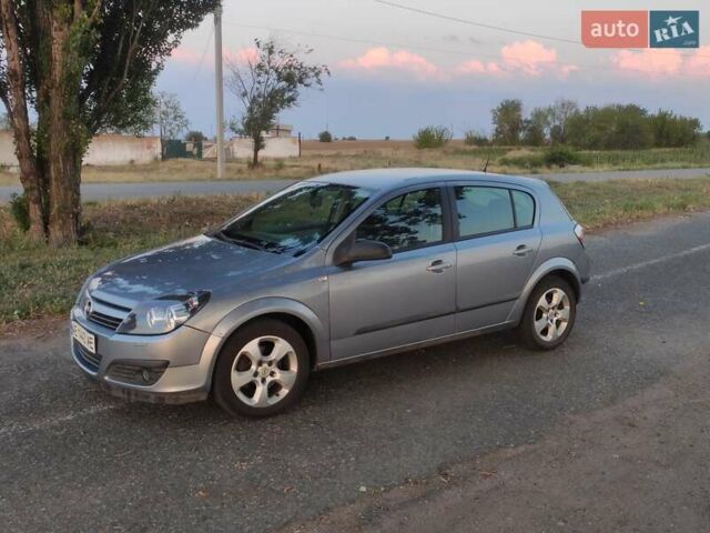 Сірий Опель Астра, об'ємом двигуна 1.6 л та пробігом 270 тис. км за 5200 $, фото 2 на Automoto.ua
