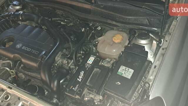 Серый Опель Астра, объемом двигателя 1.69 л и пробегом 282 тыс. км за 3500 $, фото 6 на Automoto.ua