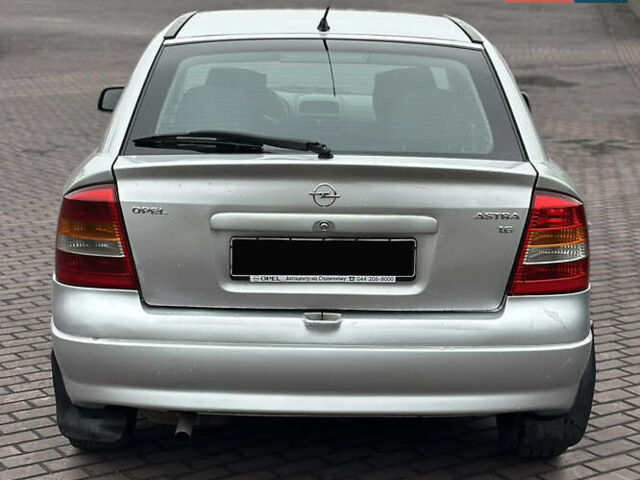 Сірий Опель Астра, об'ємом двигуна 1.6 л та пробігом 295 тис. км за 3999 $, фото 11 на Automoto.ua