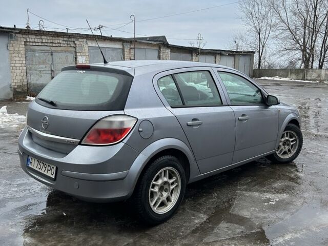 Серый Опель Астра, объемом двигателя 0 л и пробегом 372 тыс. км за 3350 $, фото 5 на Automoto.ua